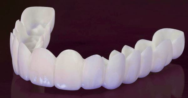 Lente de Contato Dental Removível Inferior e Superior– Resina Tooth