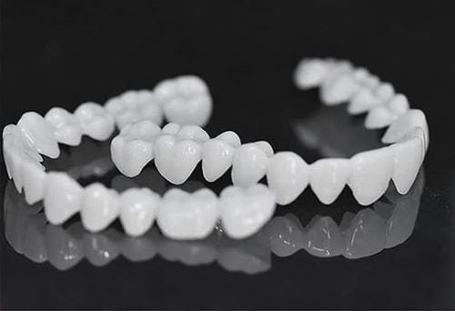 Lente de Contato Dental Removível Inferior e Superior– Resina Tooth